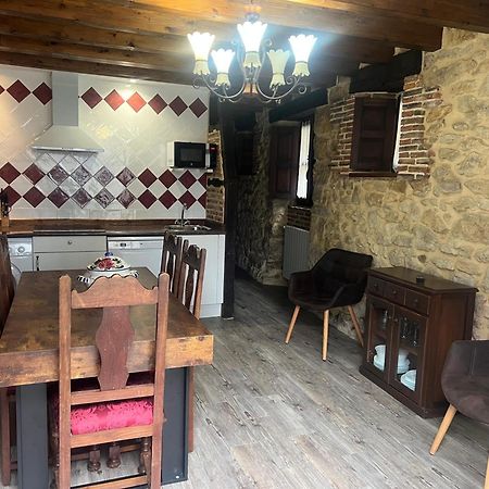 Apartamentos Legado De Santillana Сантильяна-дель-Мар Экстерьер фото