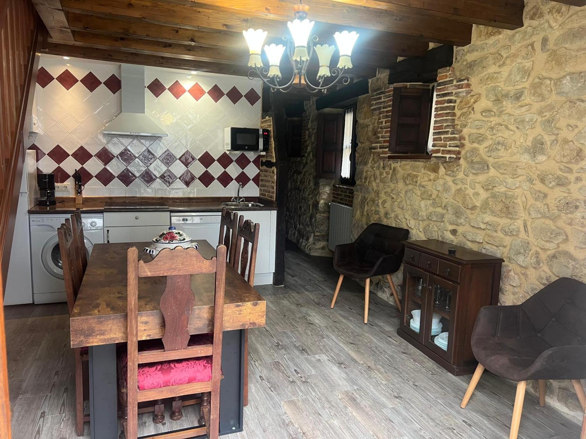 Apartamentos Legado De Santillana Сантильяна-дель-Мар Экстерьер фото
