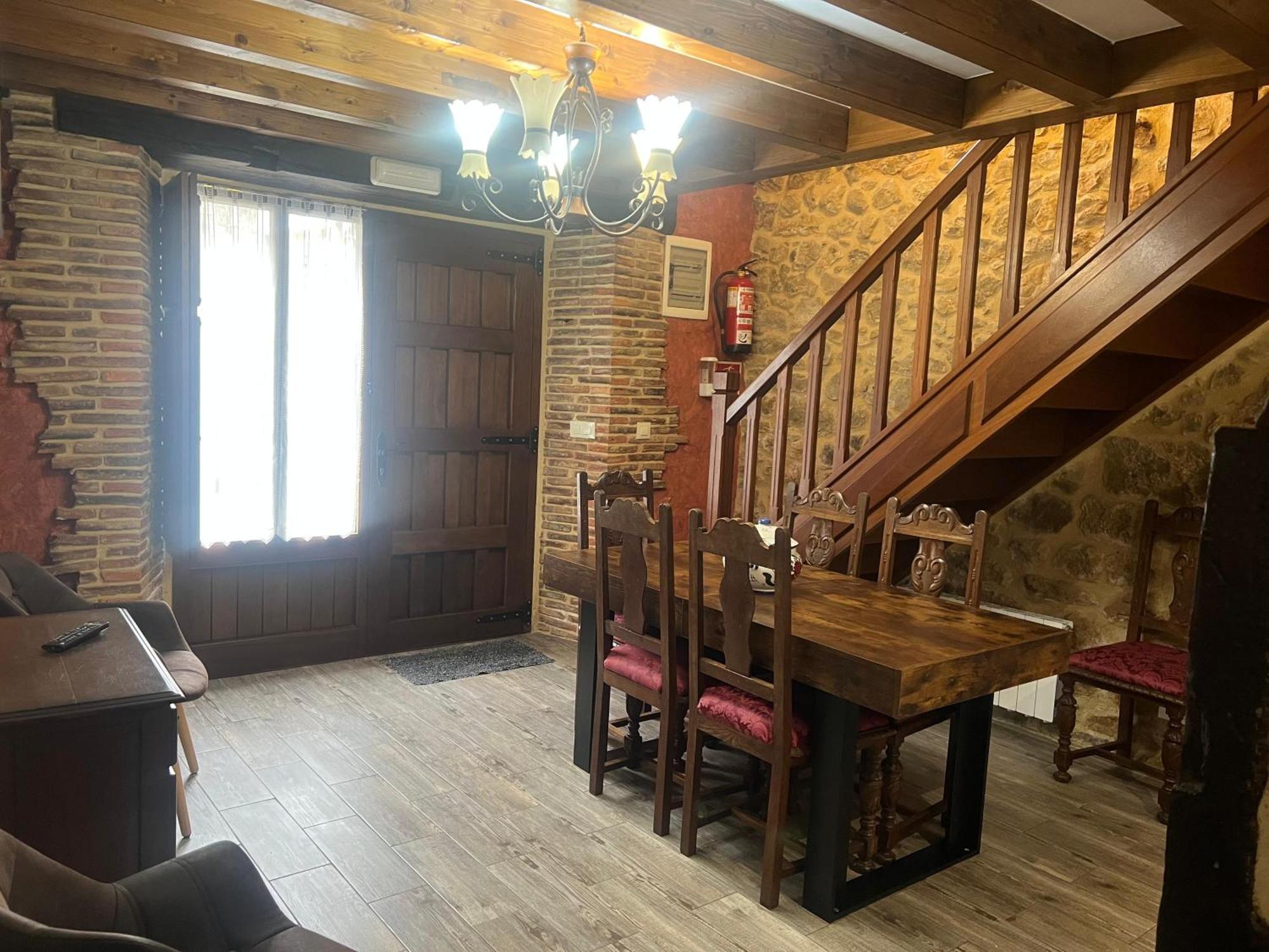 Apartamentos Legado De Santillana Сантильяна-дель-Мар Экстерьер фото