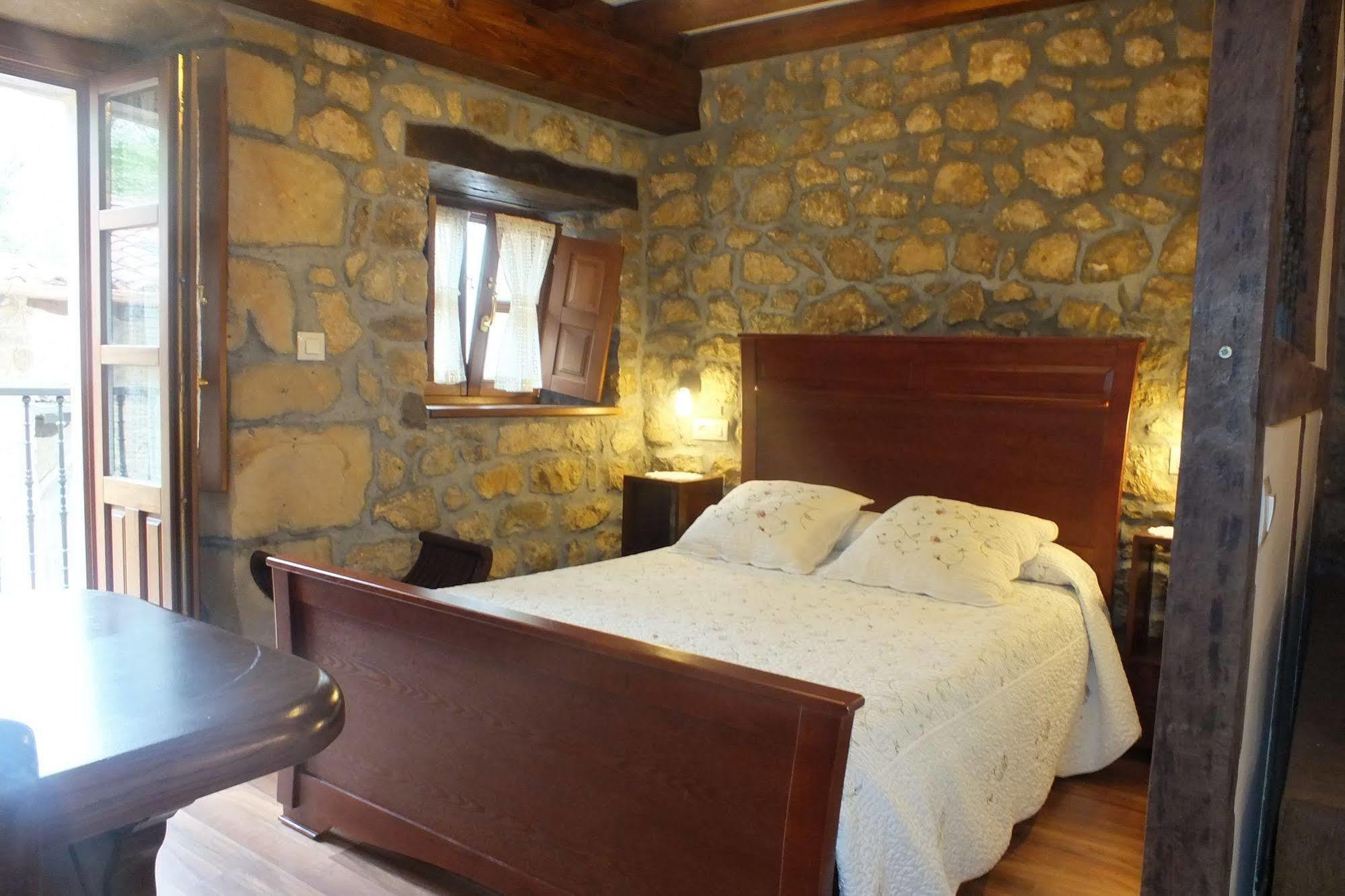 Apartamentos Legado De Santillana Сантильяна-дель-Мар Экстерьер фото